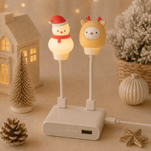 Veilleuse USB bonhomme de neige et renne dans un décor de noël